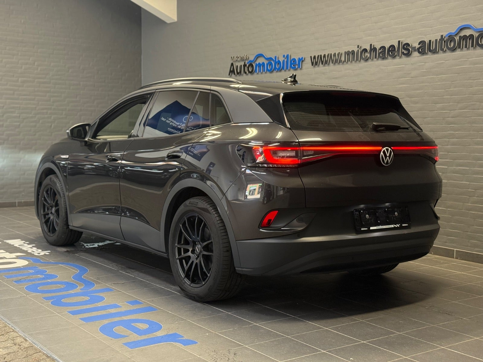 Grå VW ID.4 fra 2022
