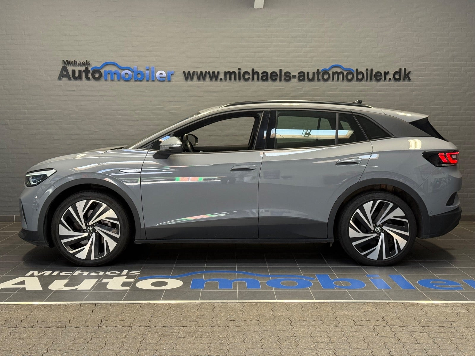 Grå VW ID.4 fra 2023