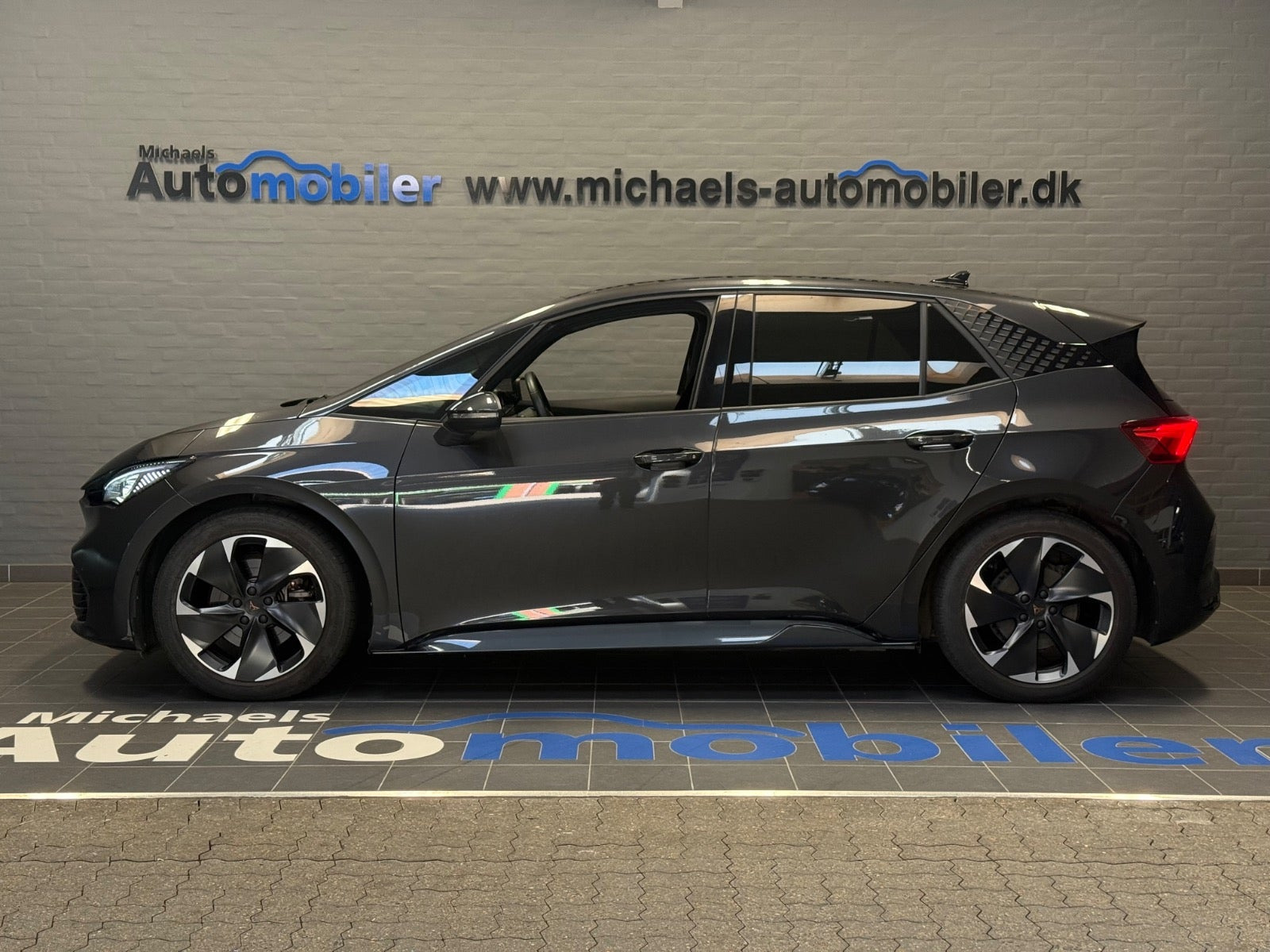 Sort Cupra Born fra 2024