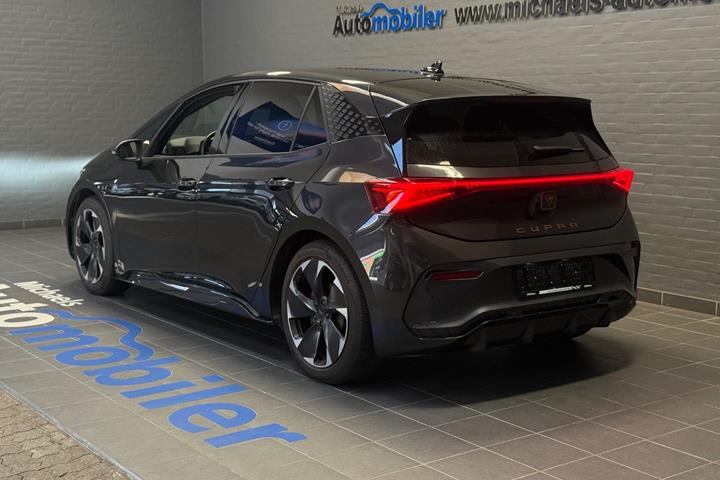 Sort Cupra Born fra 2024