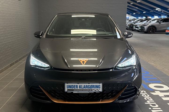 Sort Cupra Born fra 2024
