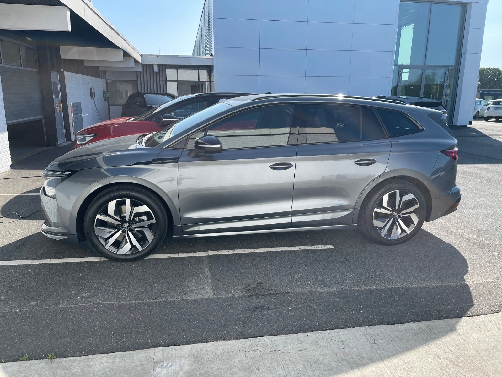 Grå Skoda Enyaq fra 2027