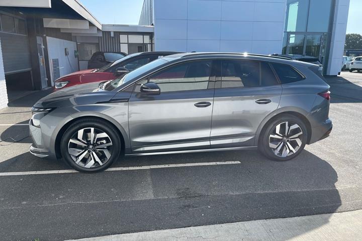 Grå Skoda Enyaq fra 2027