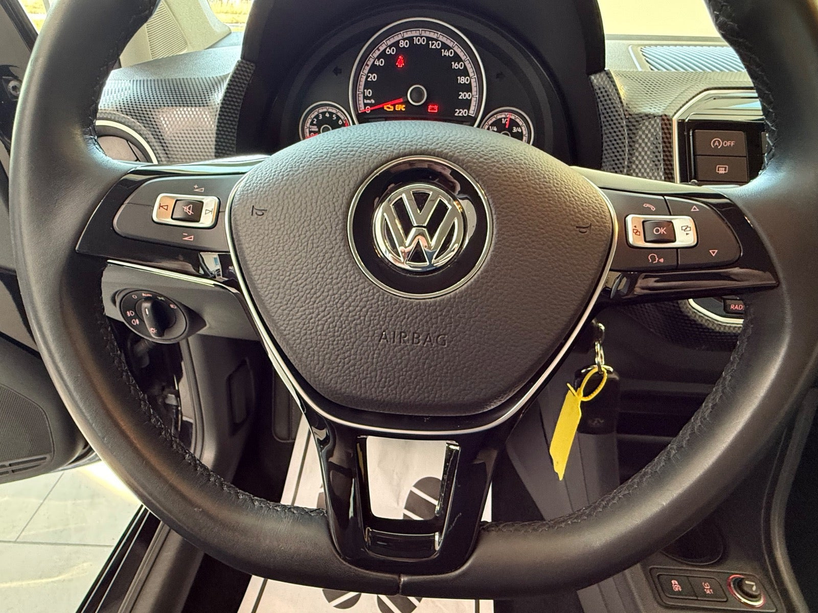 Sort VW UP! fra 2018
