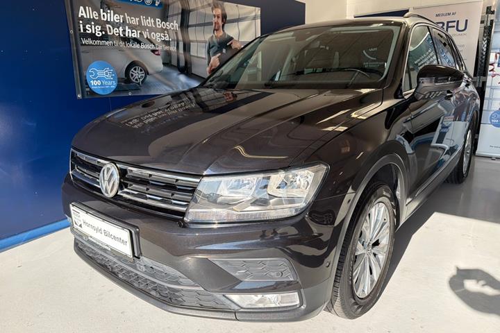 Sort VW Tiguan fra 2017