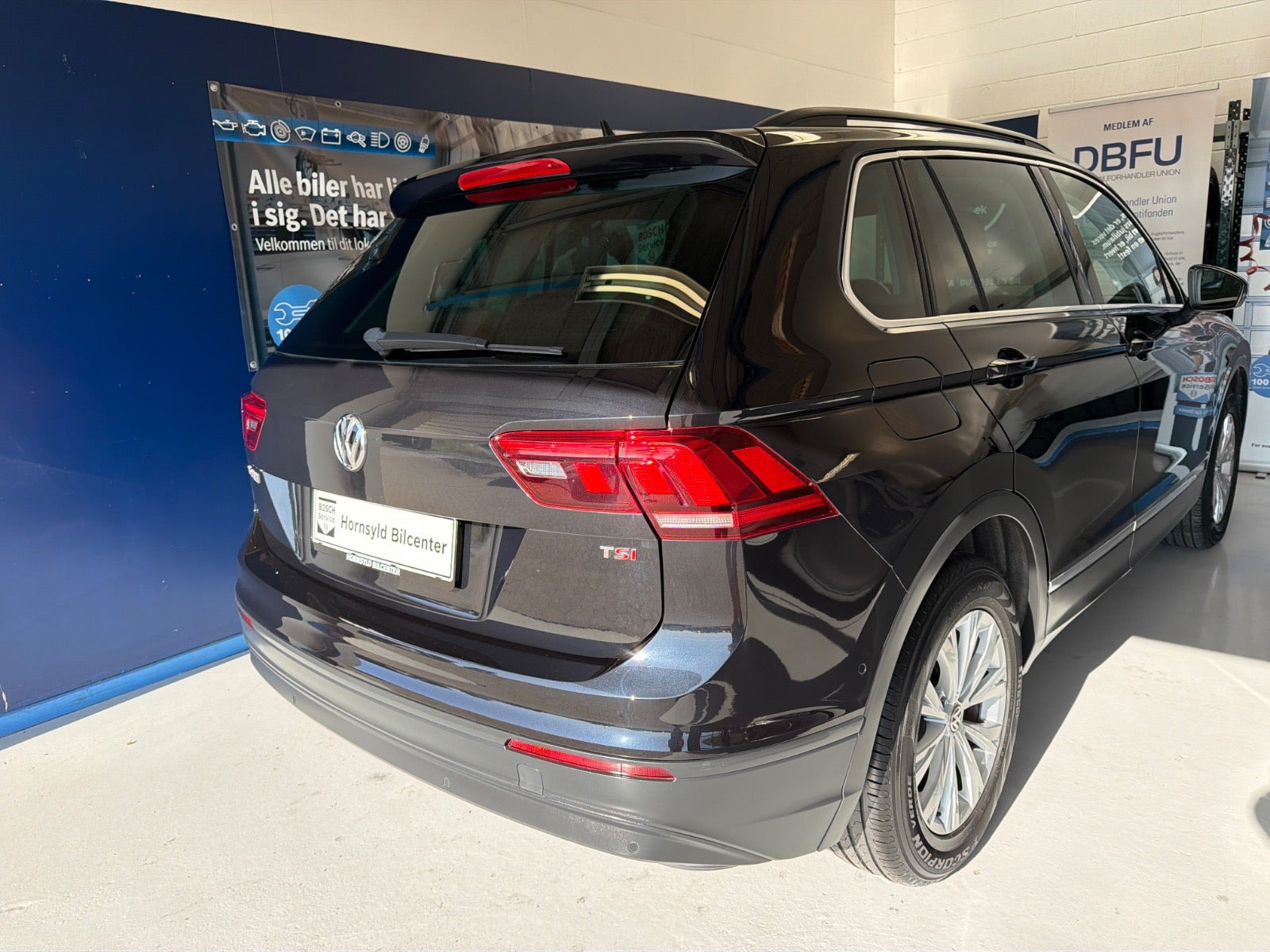 Sort VW Tiguan fra 2017