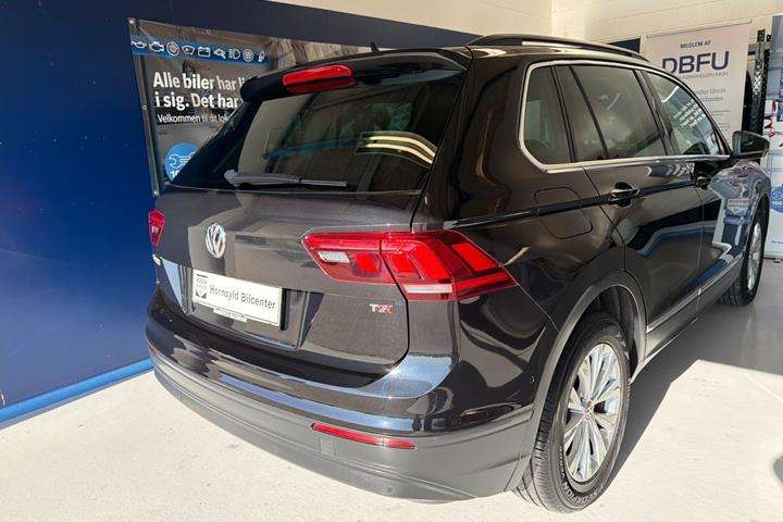 Sort VW Tiguan fra 2017