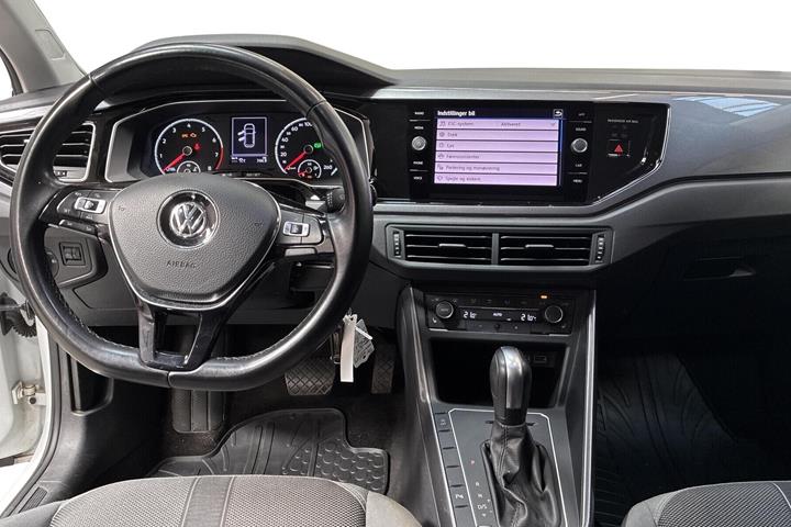 Hvid VW Polo fra 2020