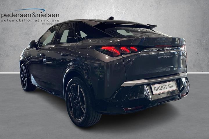 Grå Peugeot e-3008 fra 2025