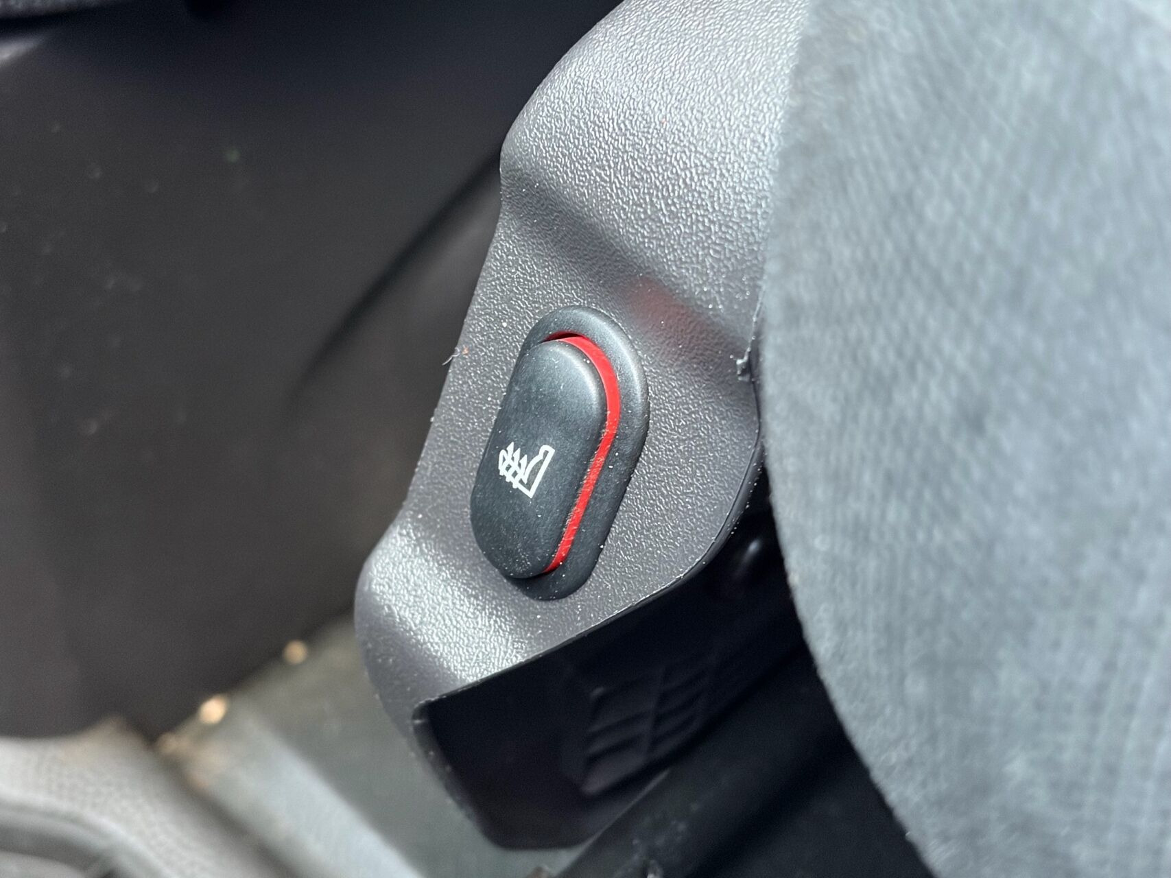 Hvid Ford Transit fra 2017