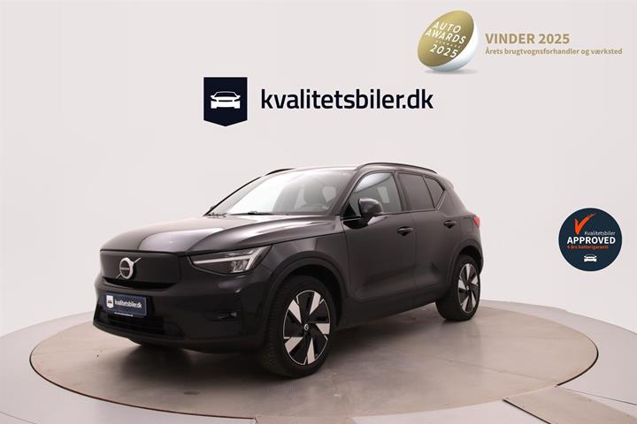Sort Volvo XC40 fra 2024