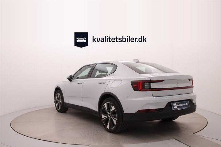 Sølv Polestar 2 fra 2023