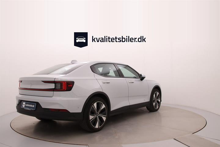 Sølv Polestar 2 fra 2023