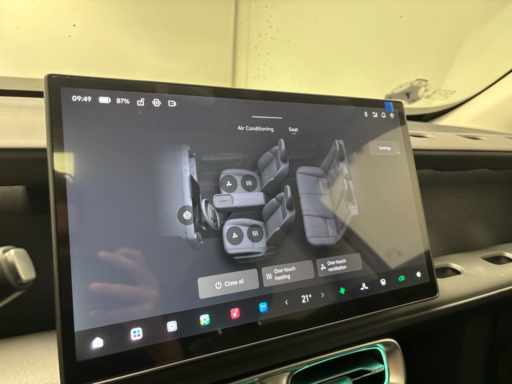 Blå Leapmotor B10 fra 2026