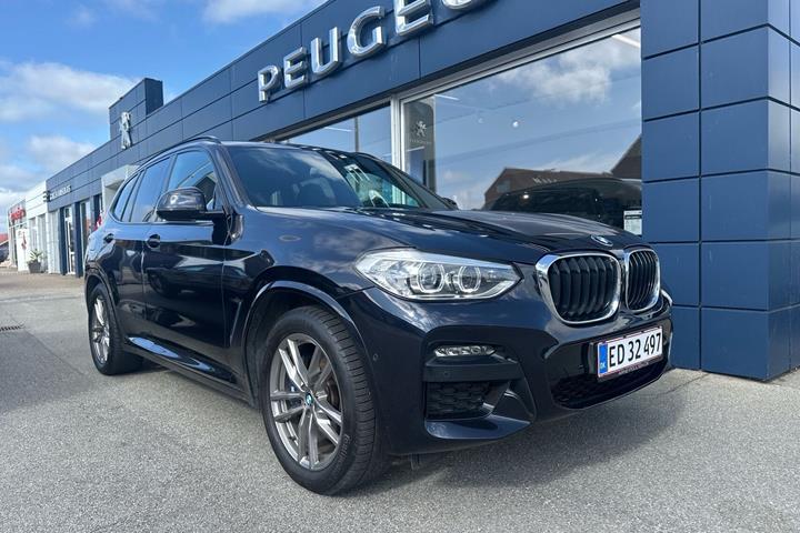 Sort BMW X3 fra 2020