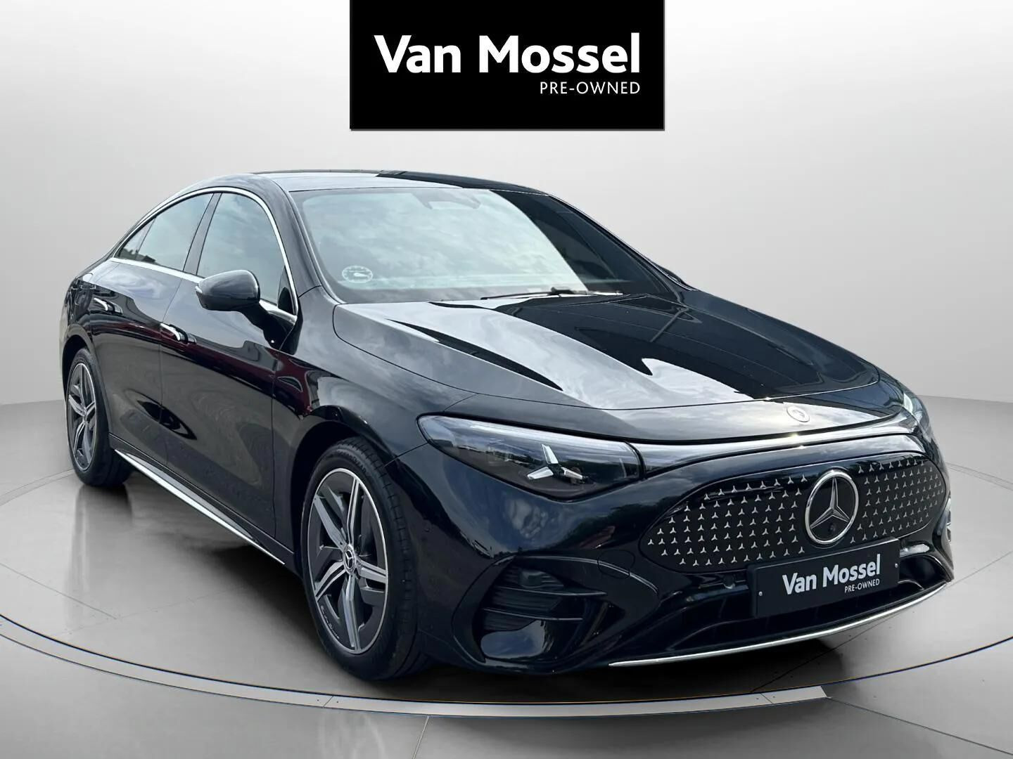 Sort Mercedes CLA350 fra 2025