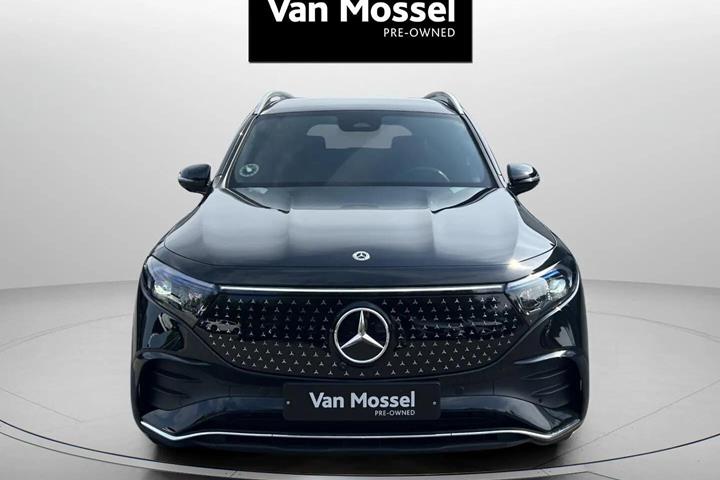 Sort Mercedes EQB 250+ fra 2025