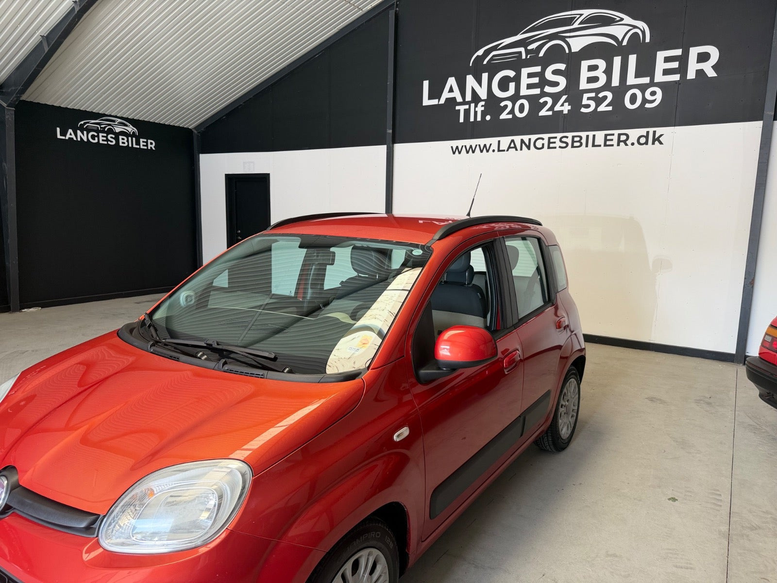 Grå Fiat Panda fra 2012