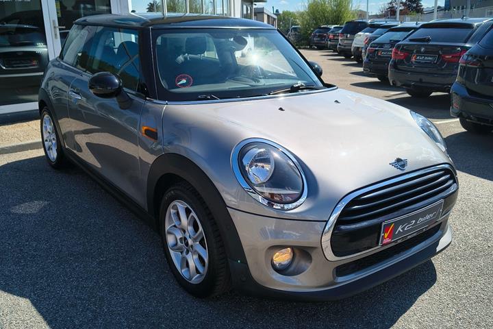 Grå Mini Cooper fra 2018