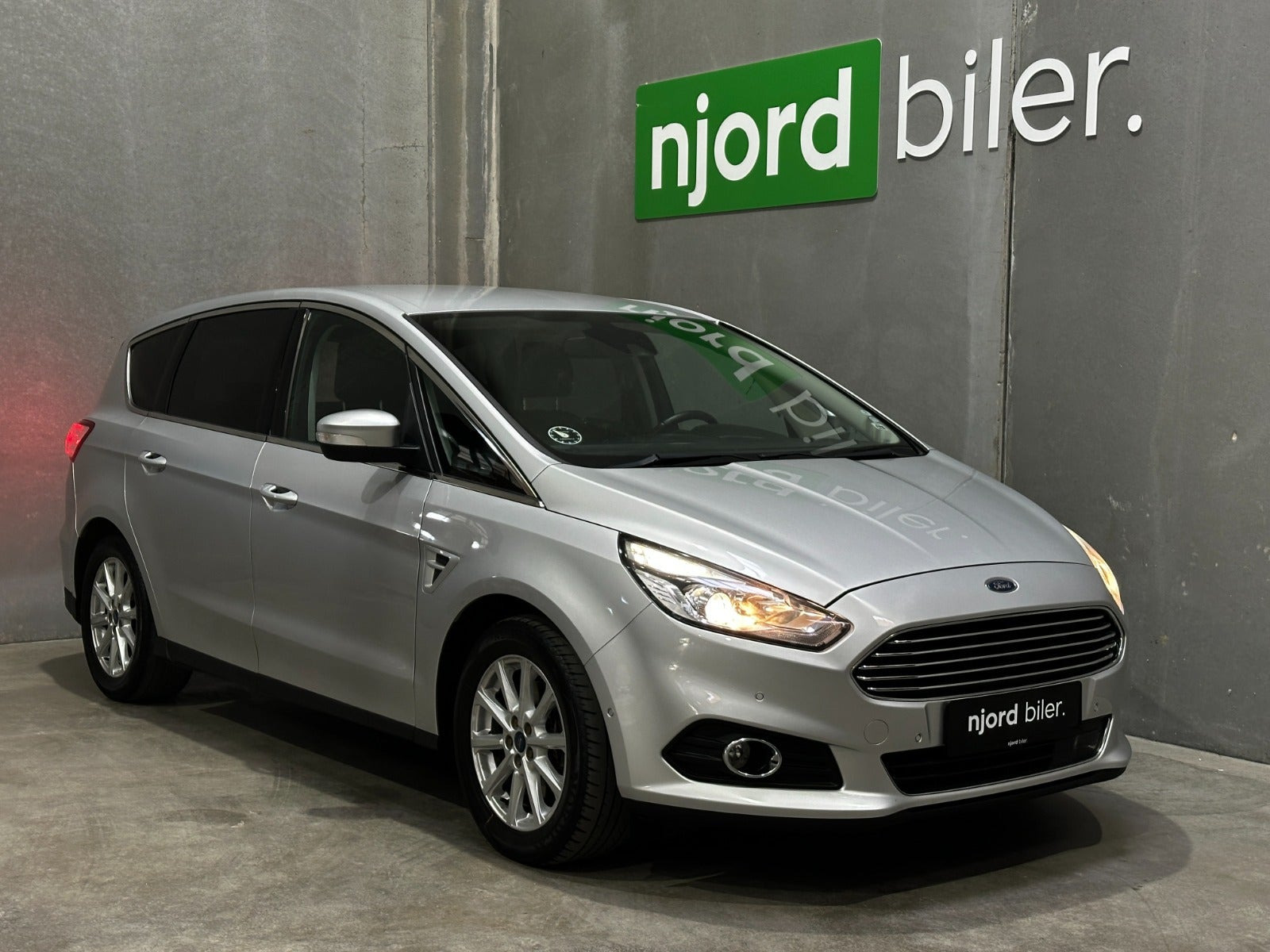 Ford S-MAX 2,0 TDCi 180 Titanium 7prs