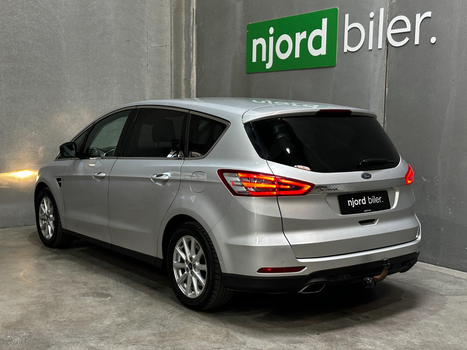 undefined Ford S-MAX fra 2015