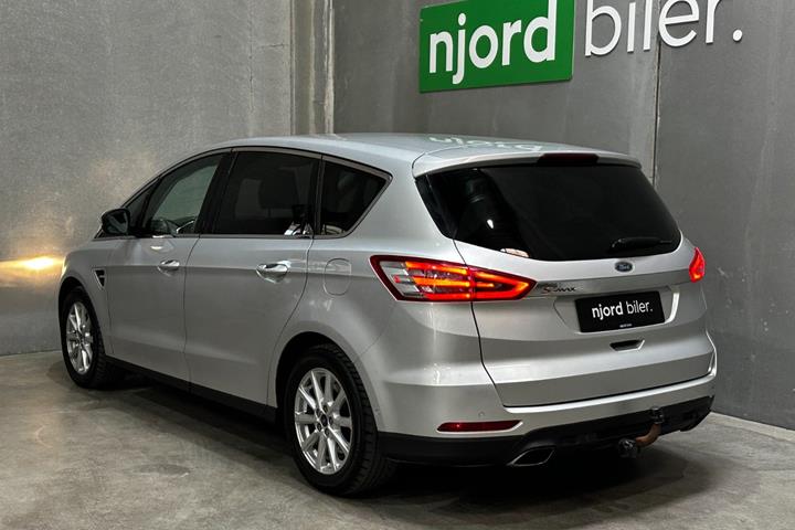 undefined Ford S-MAX fra 2015
