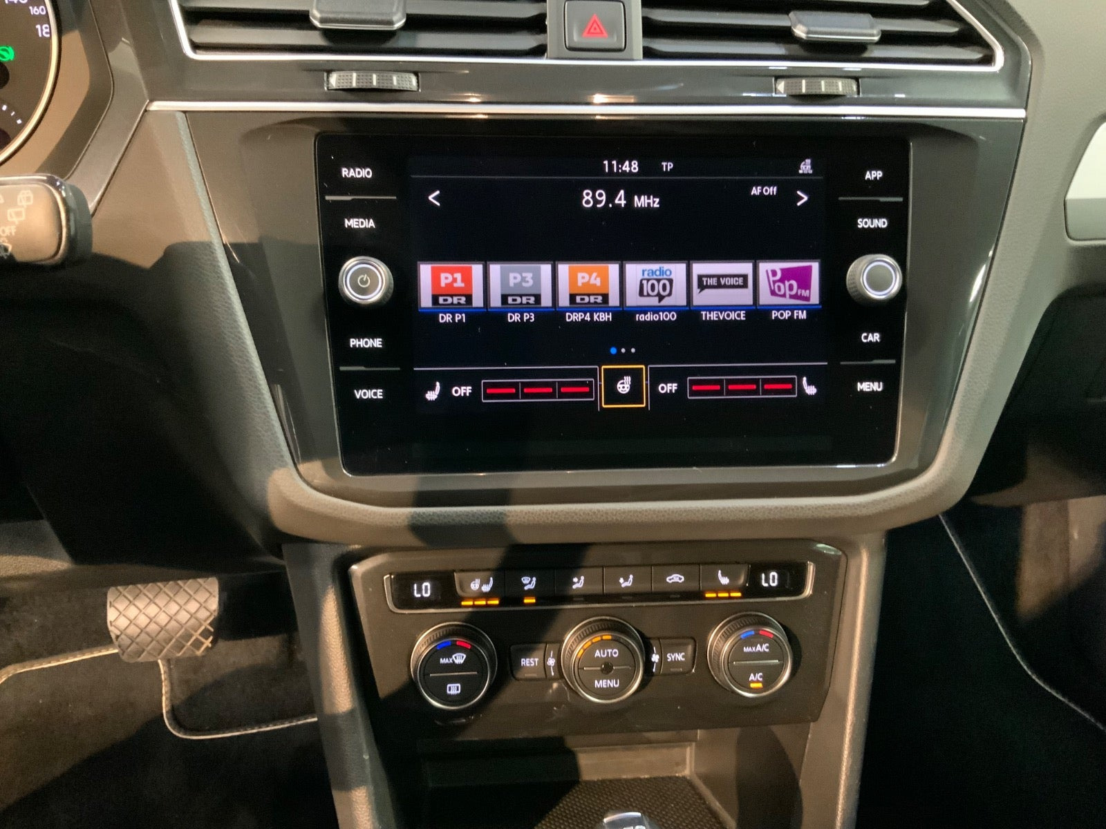 Blå VW Tiguan fra 2019