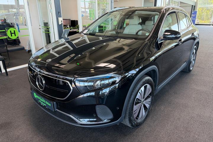 Sort Mercedes EQA250+ fra 2023