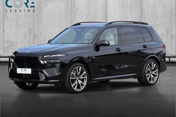 Sort BMW X7 fra 2023