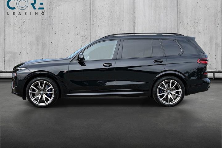 Sort BMW X7 fra 2023