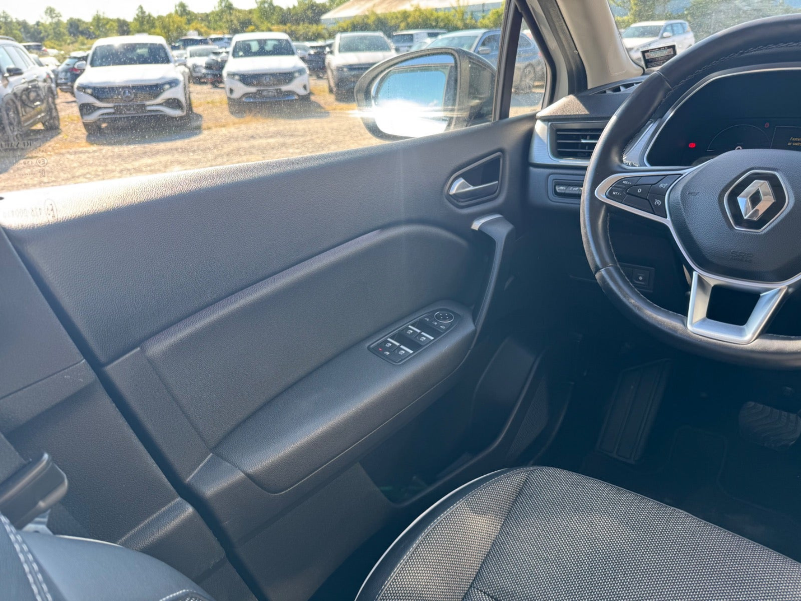 Hvid Renault Captur fra 2021