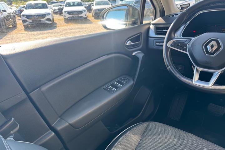 Hvid Renault Captur fra 2021