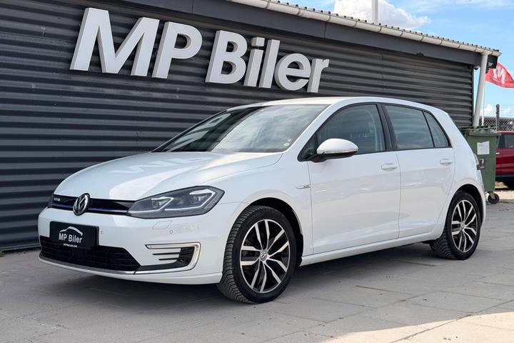 Hvid VW e-Golf VII fra 2020