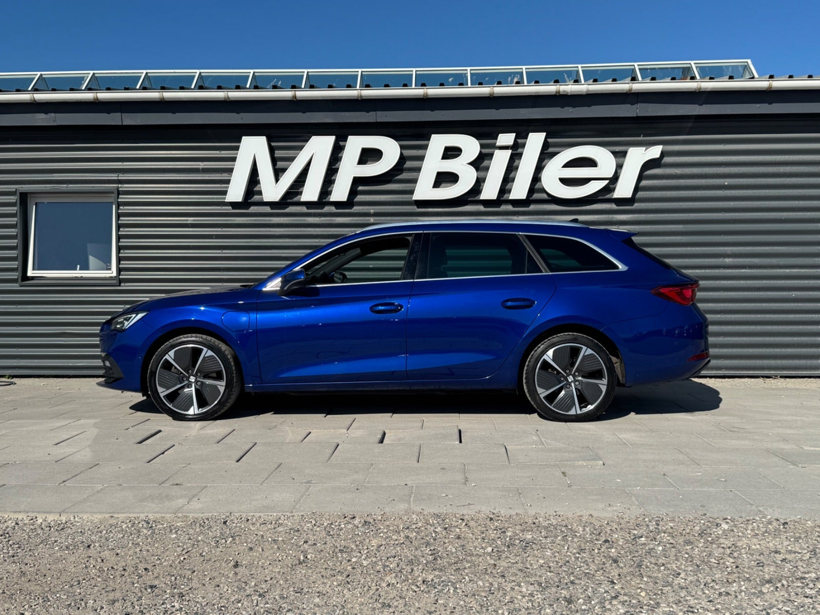 Blå Seat Leon fra 2020