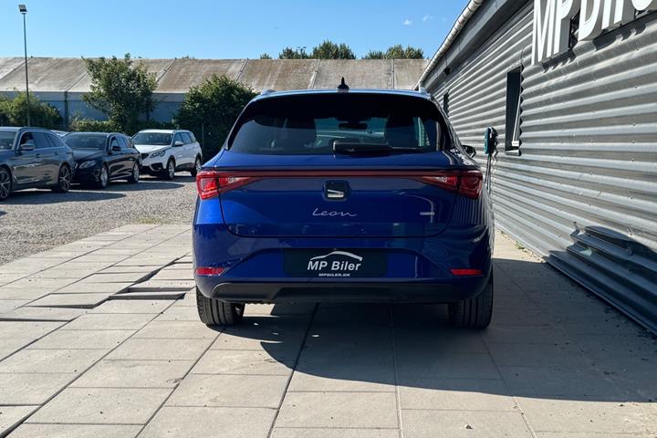 Blå Seat Leon fra 2020