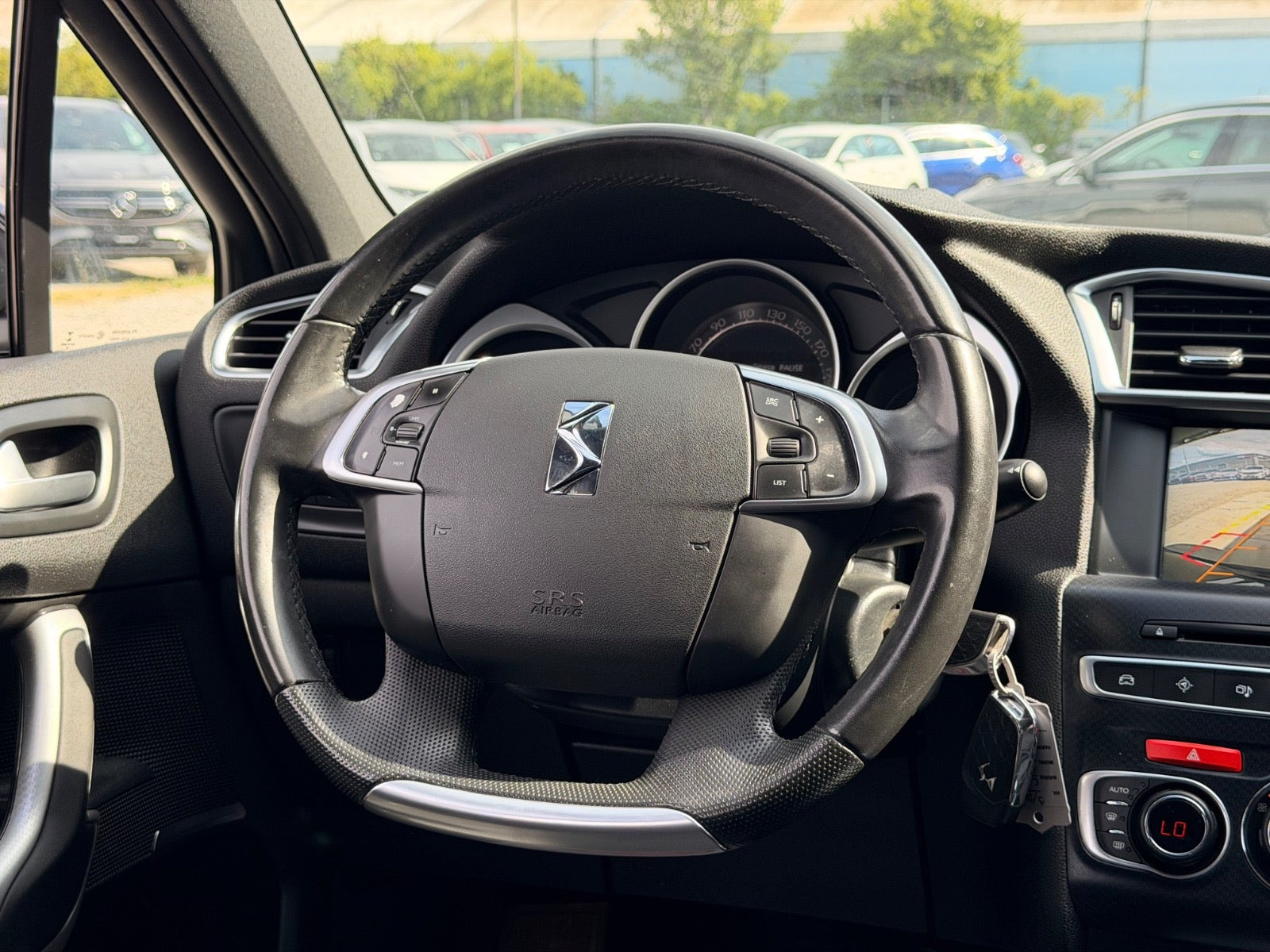 Sort DS DS 4 CrossBack fra 2017