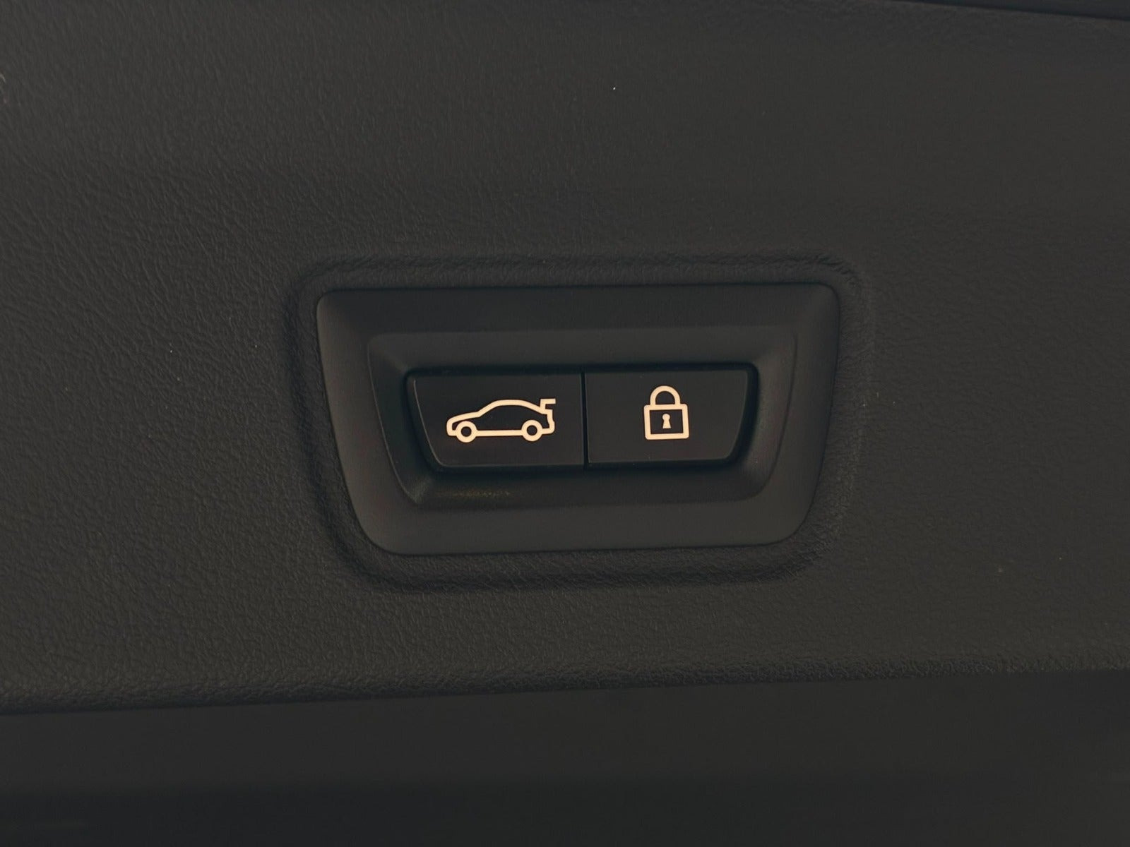 Grå BMW i4 fra 2022