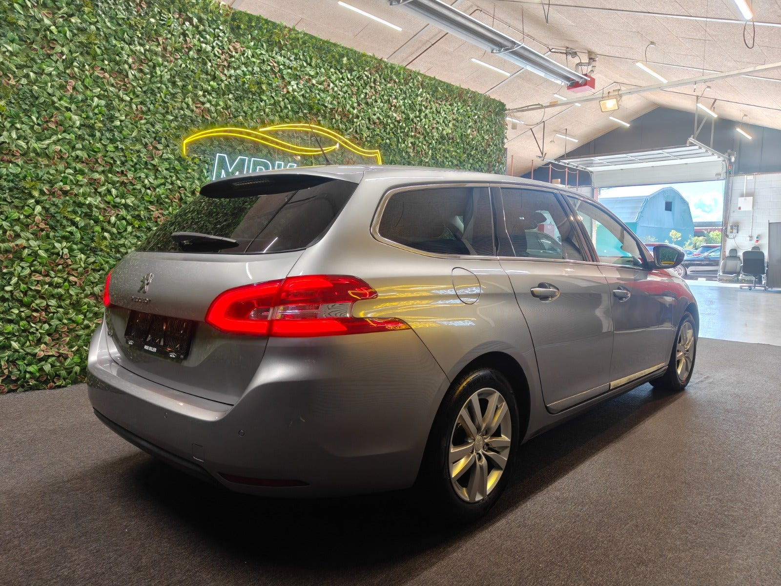 undefined Peugeot 308 fra 2015