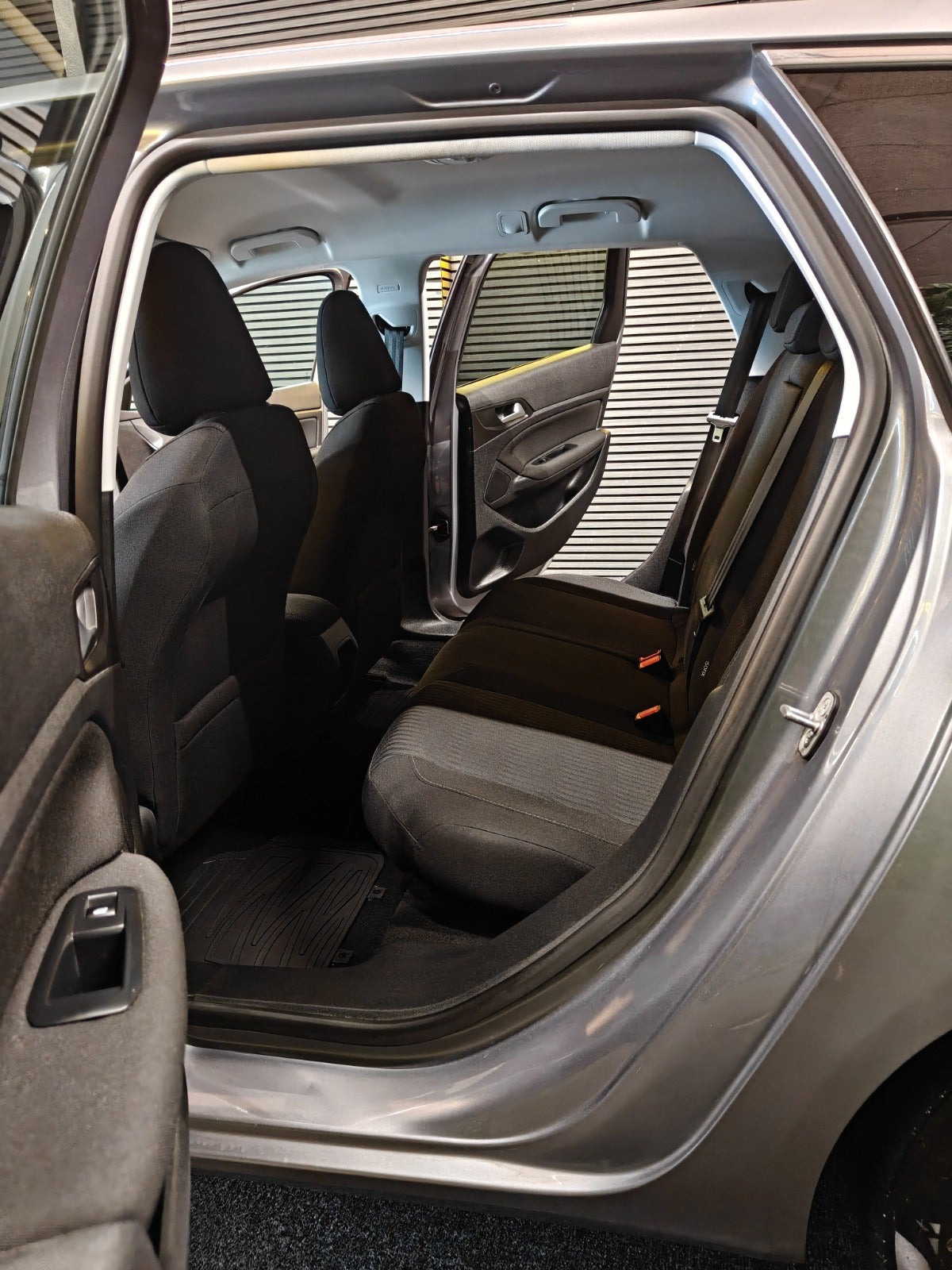 undefined Peugeot 308 fra 2015
