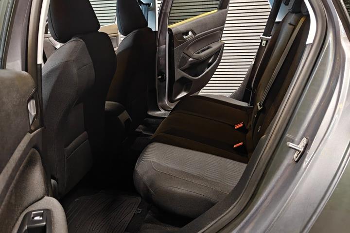 undefined Peugeot 308 fra 2015