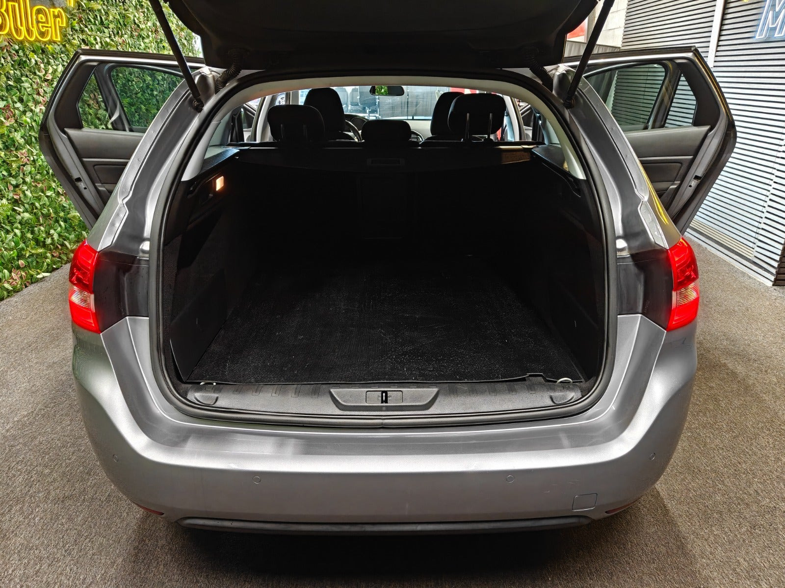 undefined Peugeot 308 fra 2015