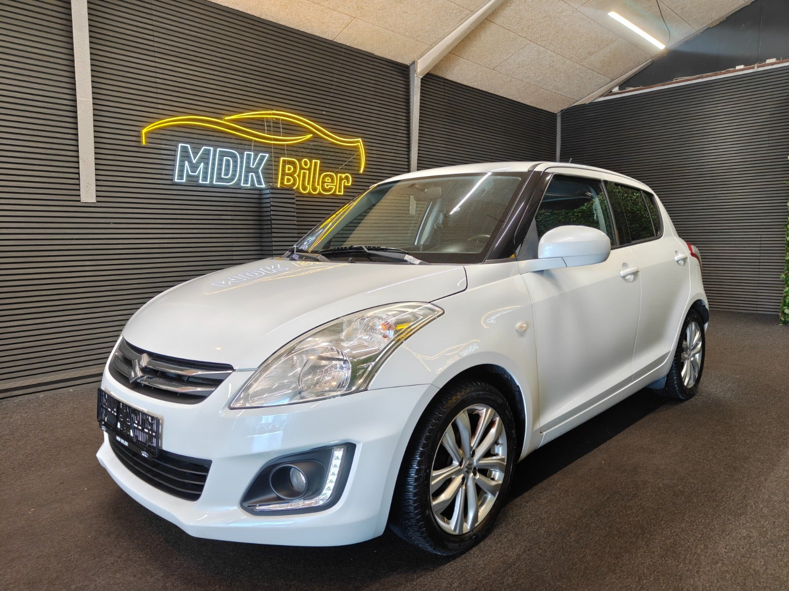 undefined Suzuki Swift fra 2015