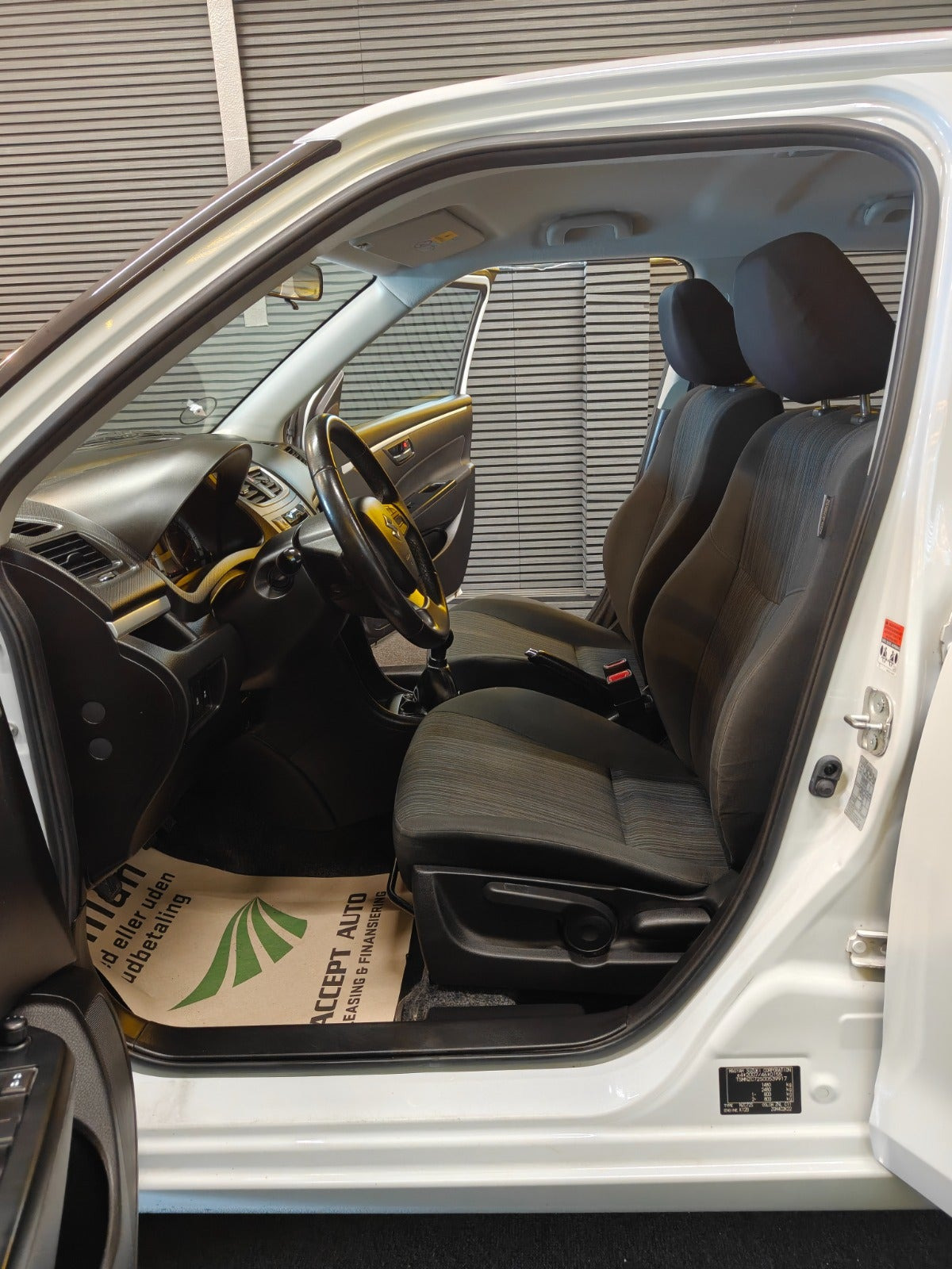 undefined Suzuki Swift fra 2015