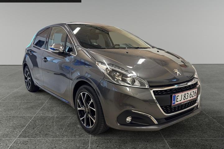 Grå Peugeot 208 fra 2019
