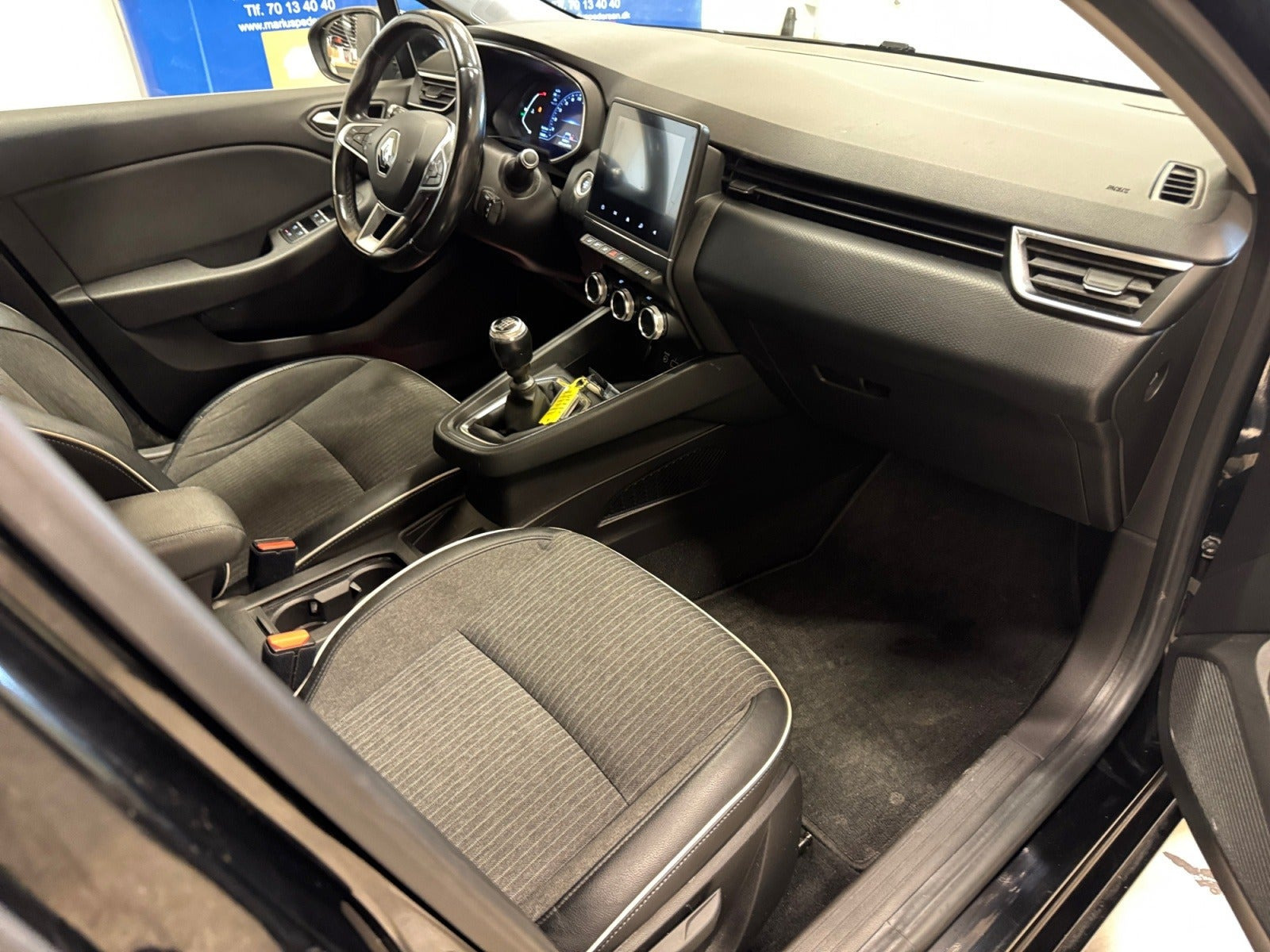 Sort Renault Clio V fra 2021