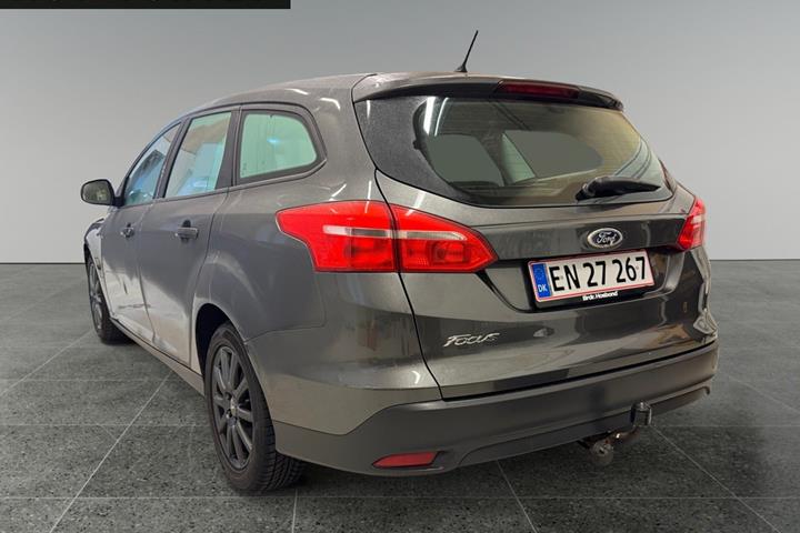 Grå Ford Focus fra 2015