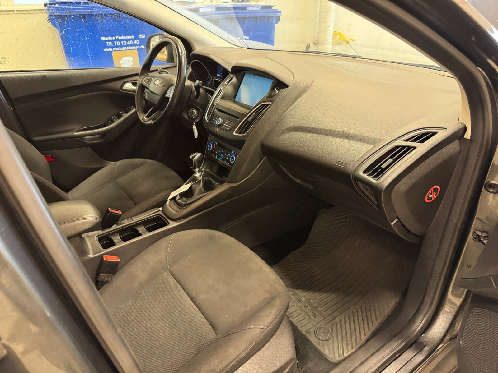 Grå Ford Focus fra 2015
