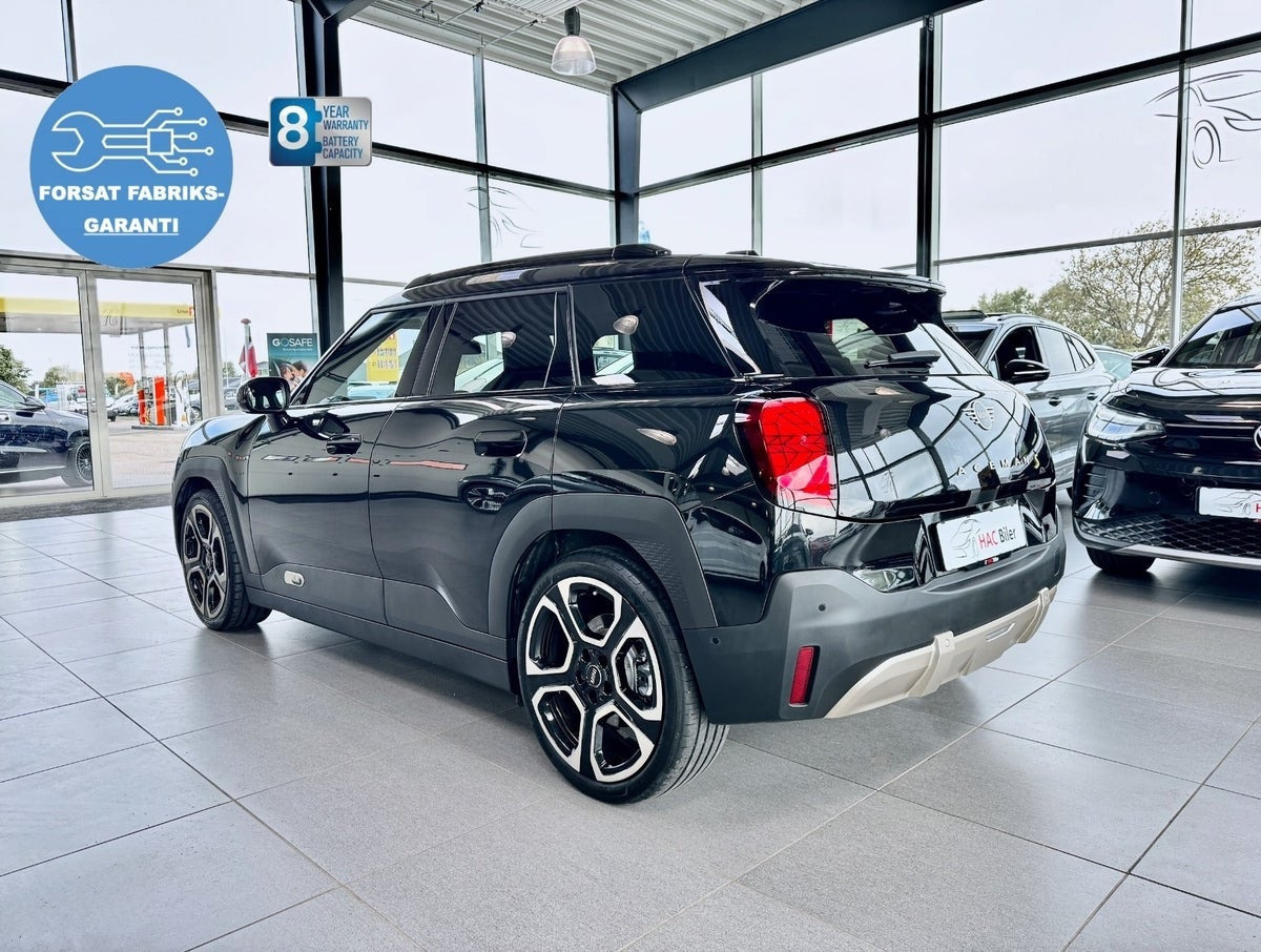 Sort Mini Aceman SE fra 2025