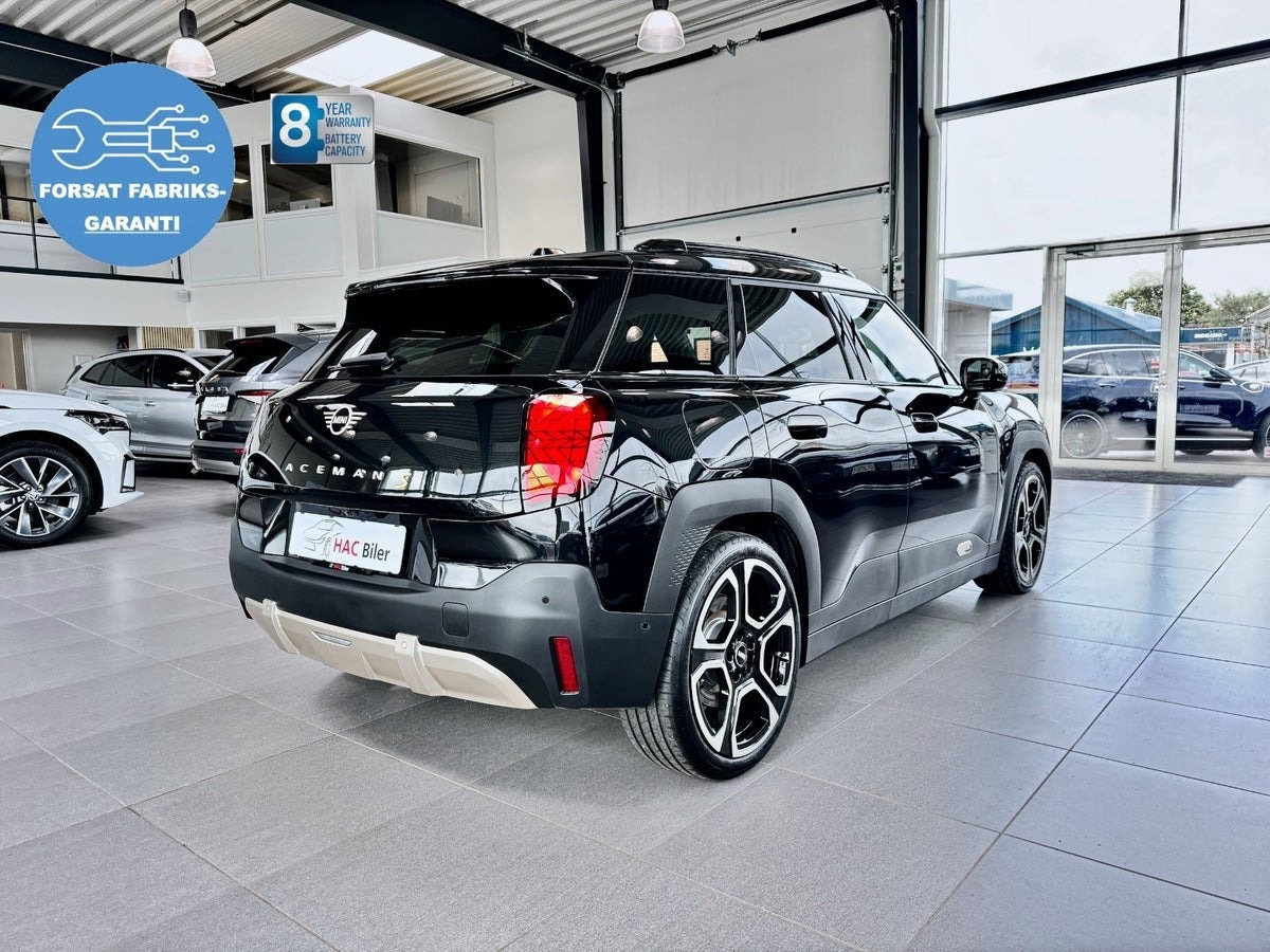 Sort Mini Aceman SE fra 2025