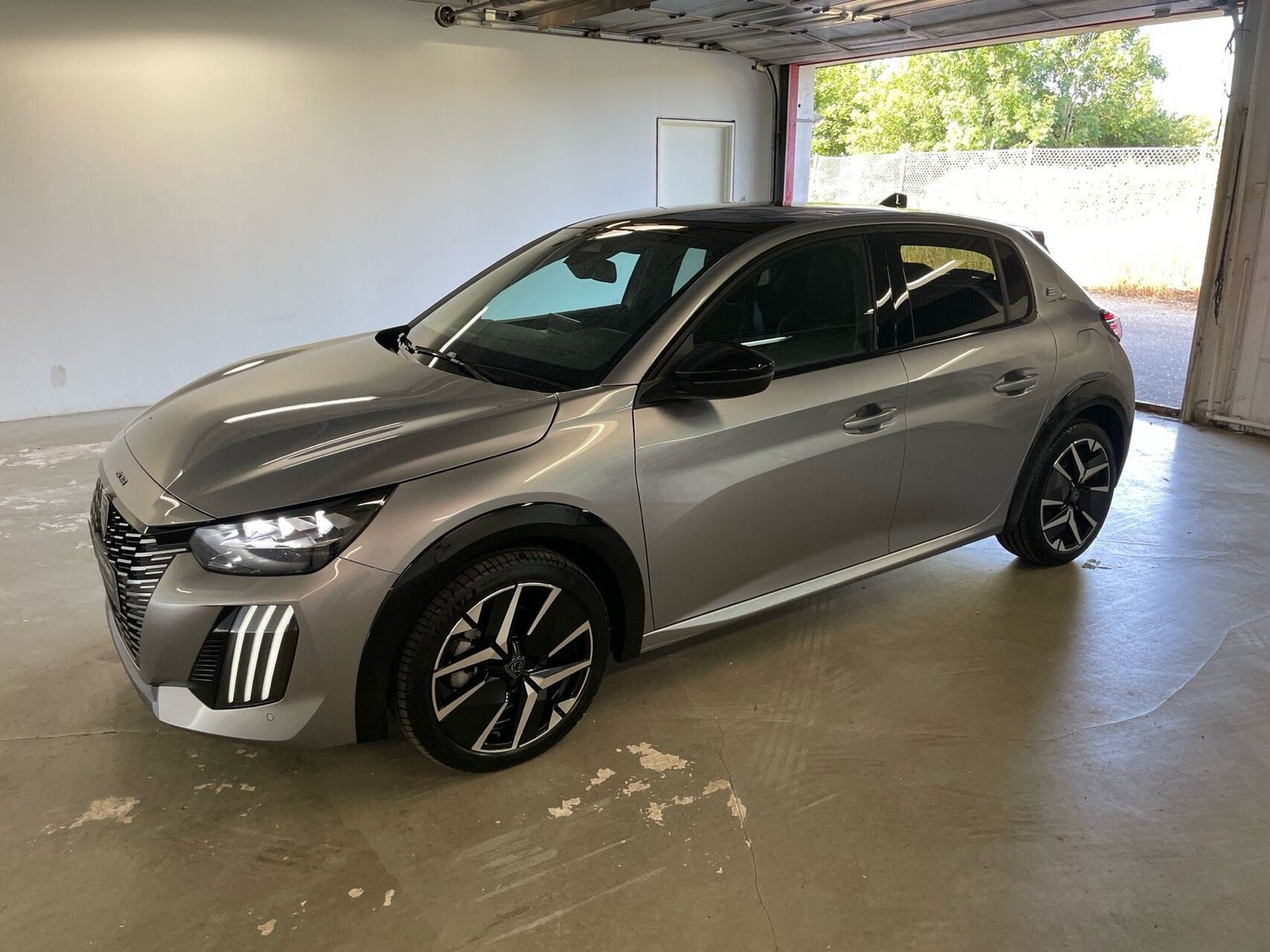 Peugeot e-208 54 GT Pack